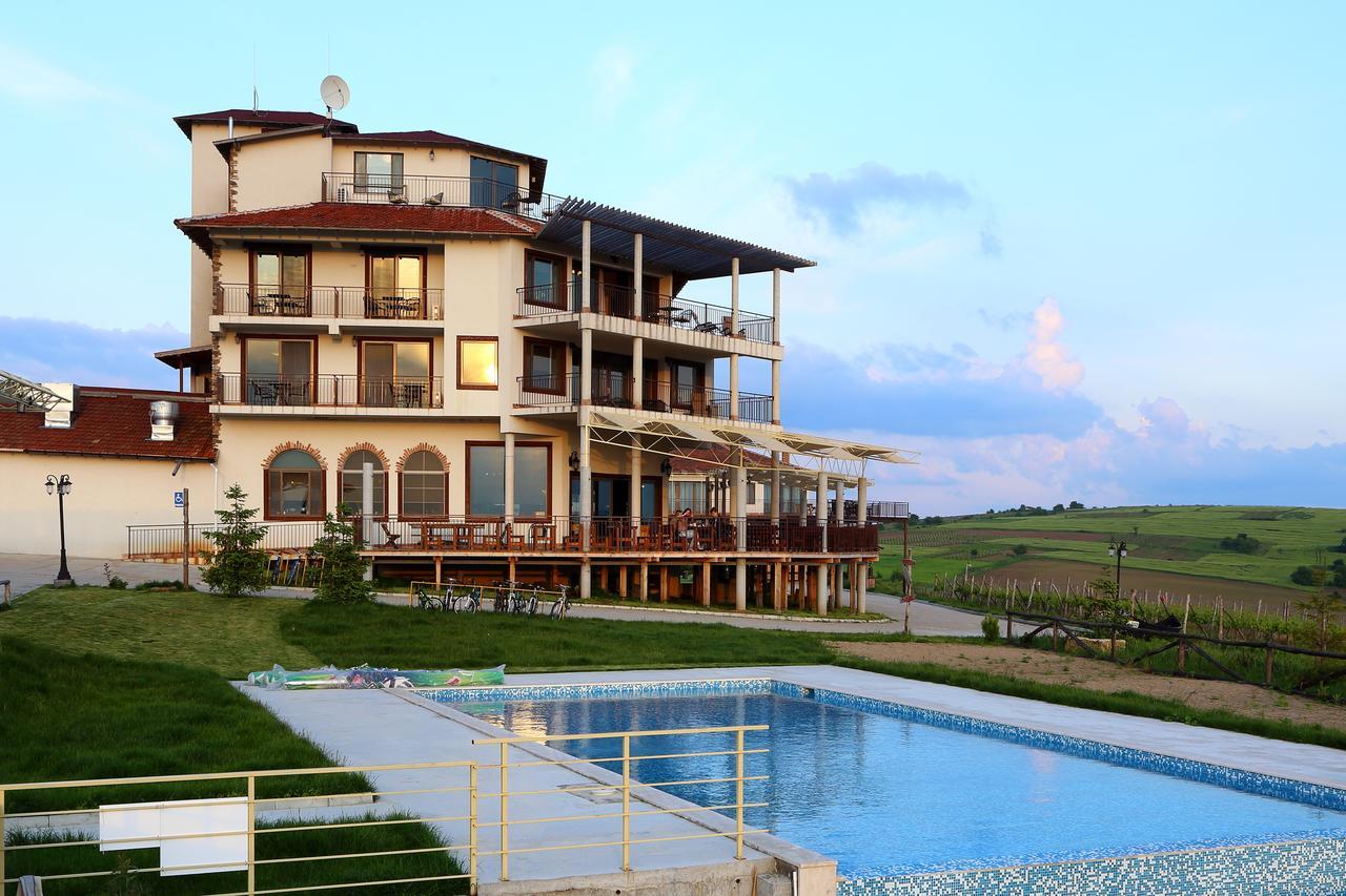 Seven Generations Winery Hotel Mechka Экстерьер фото