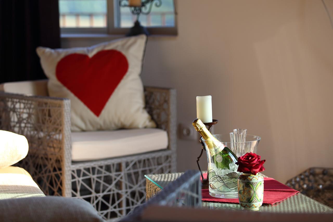 Seven Generations Winery Hotel Mechka Экстерьер фото