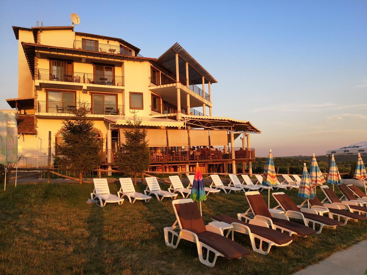 Seven Generations Winery Hotel Mechka Экстерьер фото