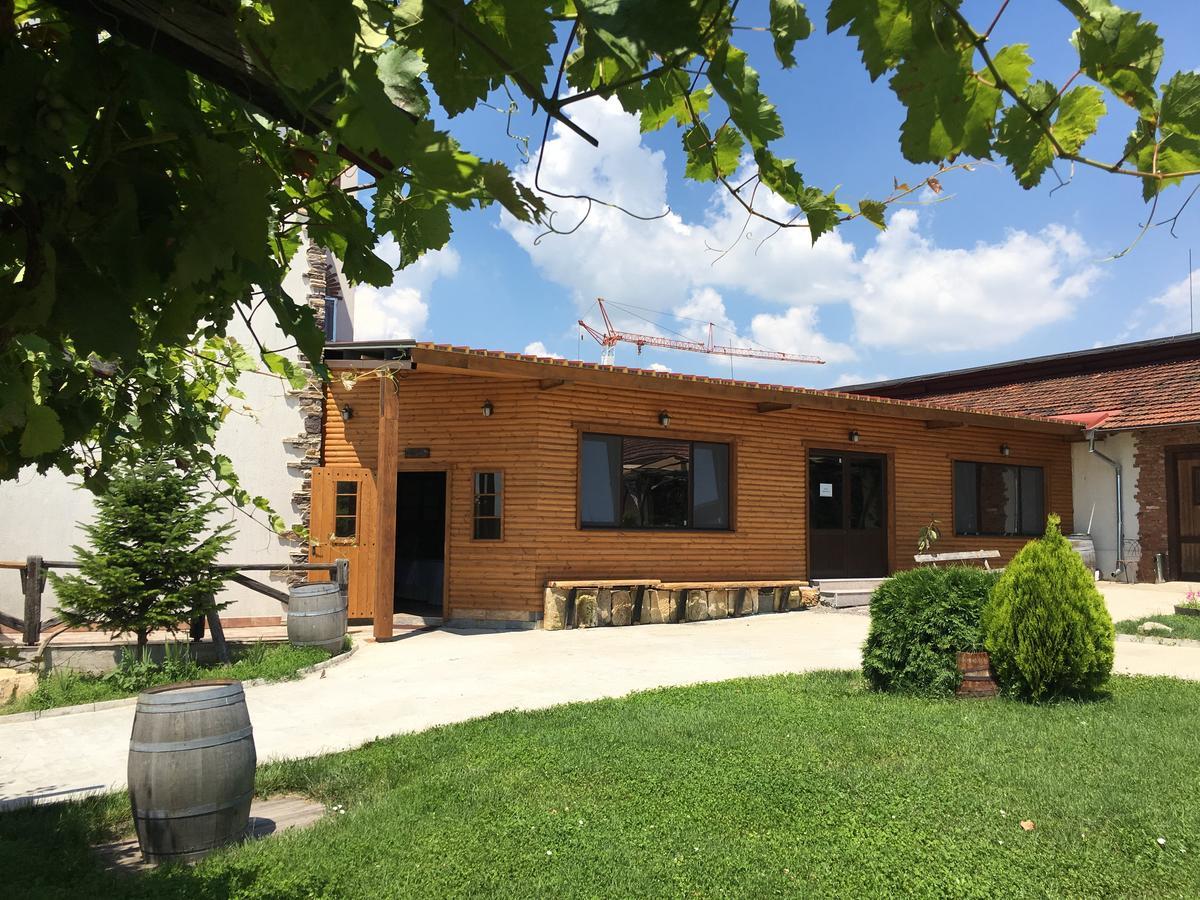 Seven Generations Winery Hotel Mechka Экстерьер фото