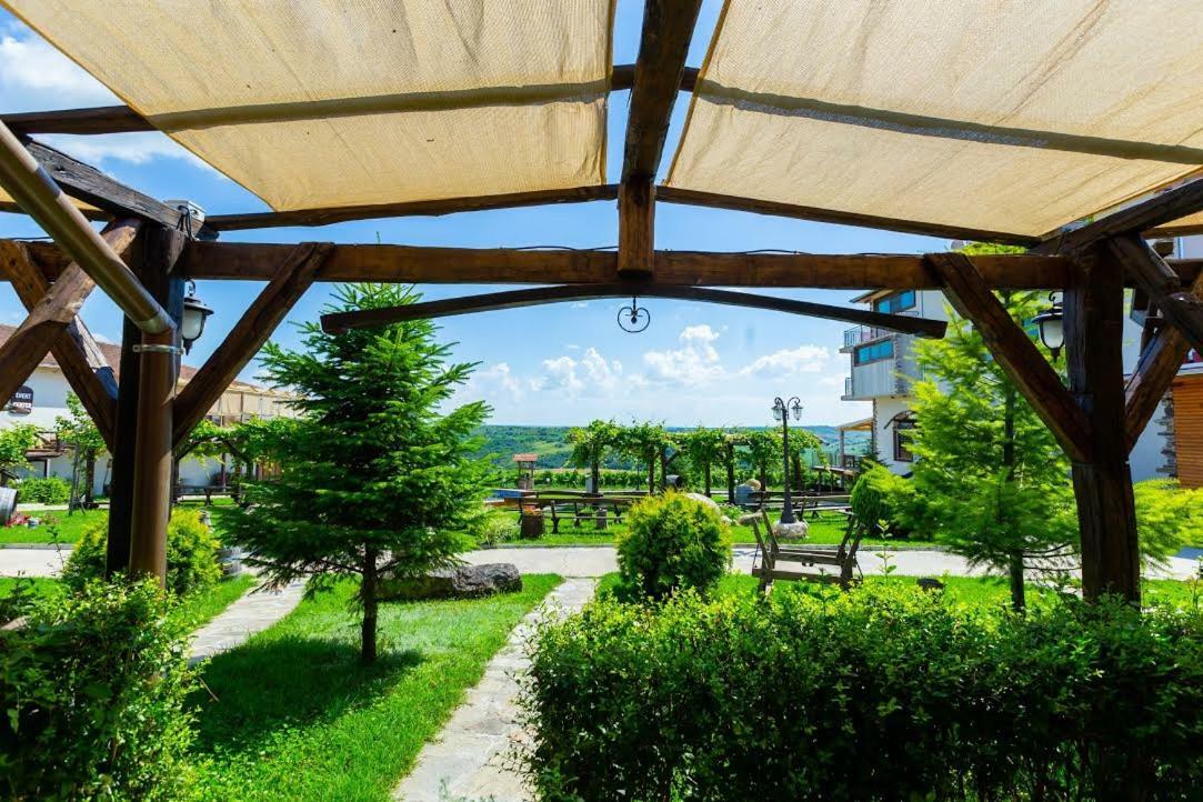Seven Generations Winery Hotel Mechka Экстерьер фото