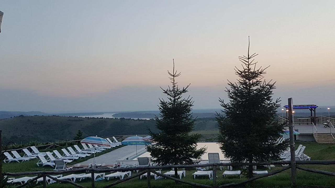 Seven Generations Winery Hotel Mechka Экстерьер фото
